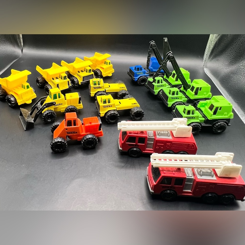 Tonka-Construction/Rescue Vehicle Set-Red,Yellow, Green,Set of 14,‎ 1992 & 1994